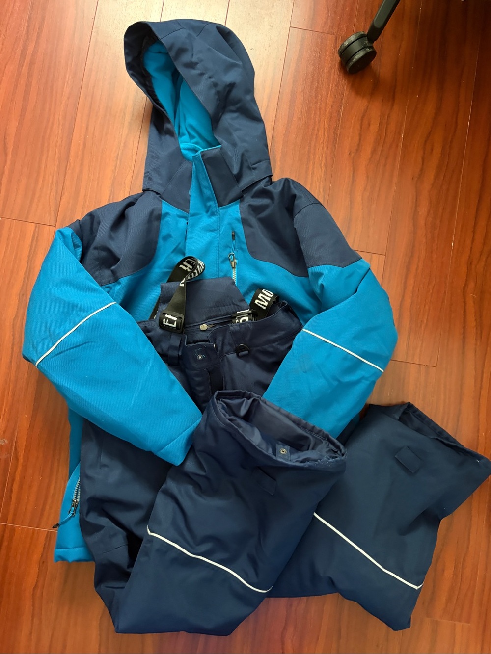 Monster Snowsuit Set - Picture 2 of 5